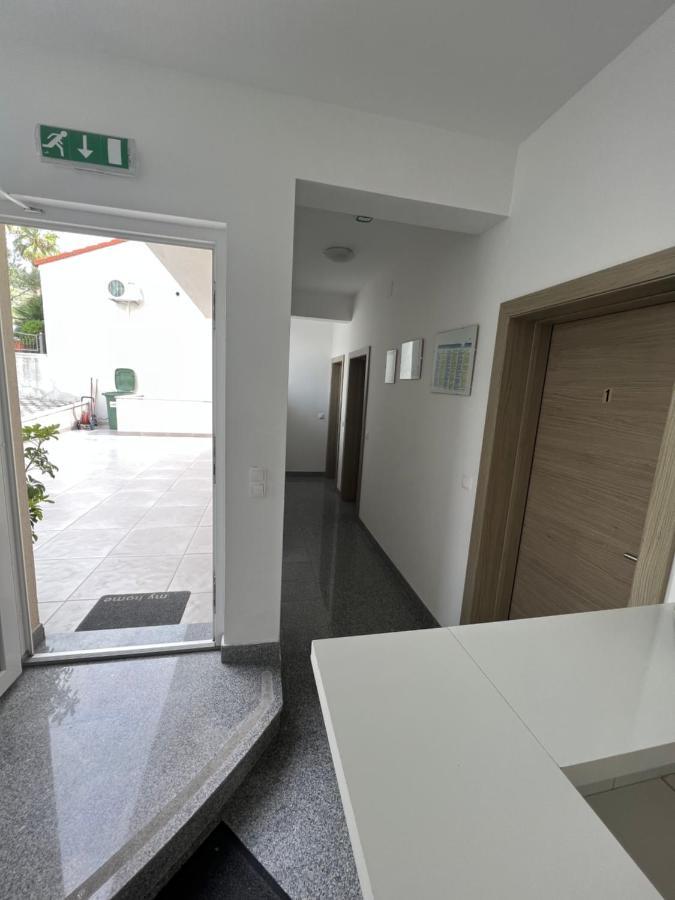 Apartments King Podstrana Exterior photo