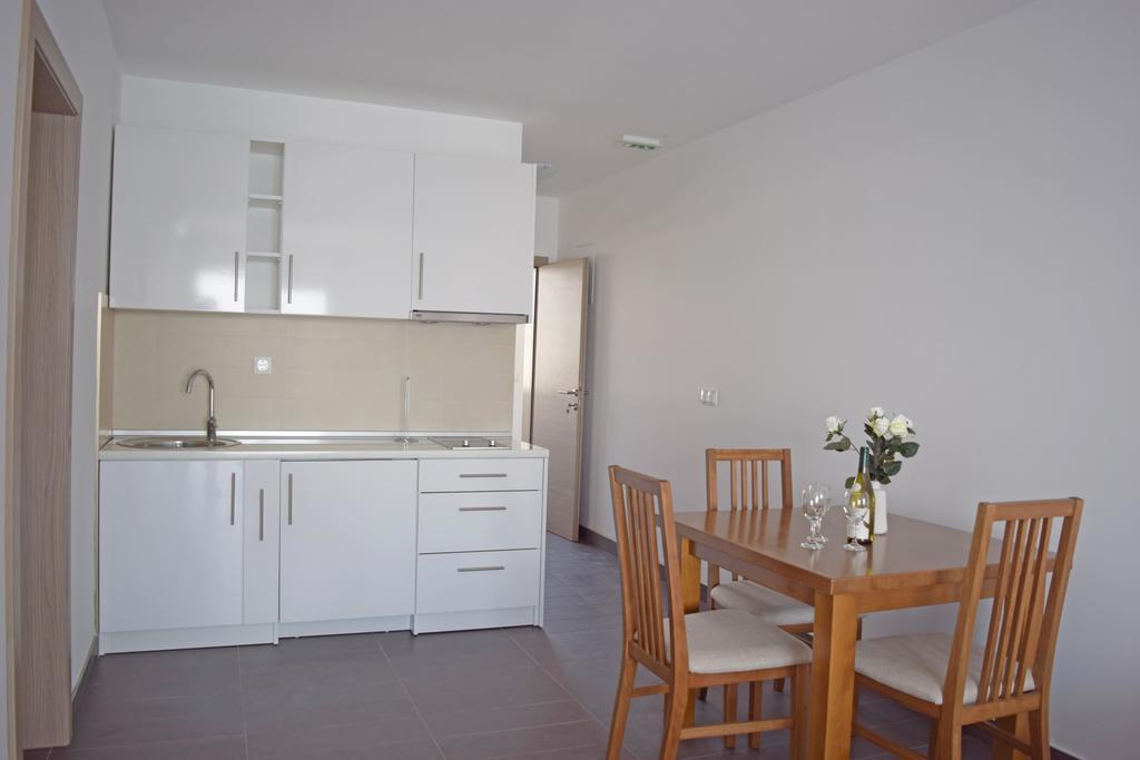 Apartments King Podstrana Exterior photo